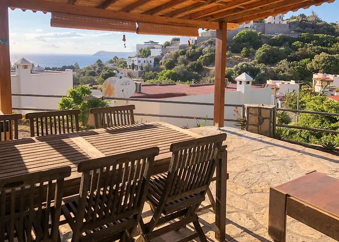 Sea Sunset View, Walk To The * Gumusluk