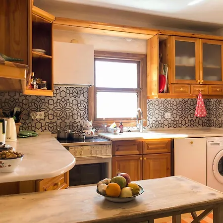 Sea Sunset View, Walk To The