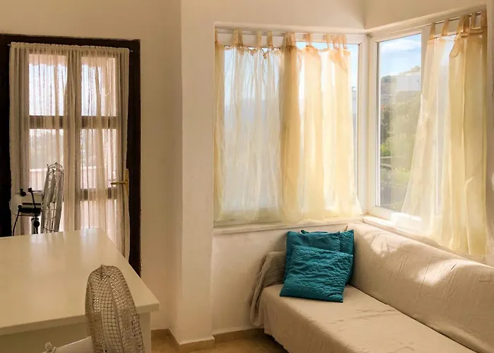 Hébergement de vacances Sea Sunset View, Walk To The